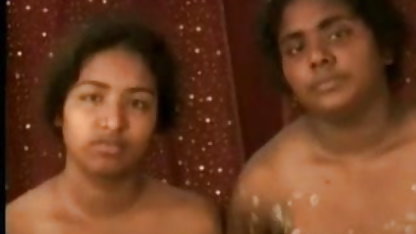 पुराने समलैंगिक चाची देने के लिए मूवी सेक्सी हिंदी भाग्यशाली चाची