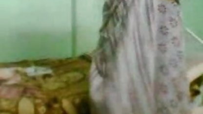 बहुत ही रोमांचक अश्लील गुड़िया मूवी सेक्सी हिंदी वीडियो दृश्य 1