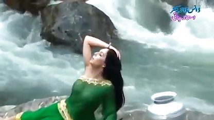 चेहरा बैठे वीडियो सेक्सी मूवी और पूजा