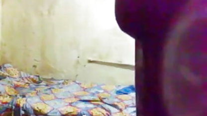 एमआईएलए पुलिस उसके पैरों फैलता है के लिए सेक्सी हिंदी पिक्चर मूवी गुदा