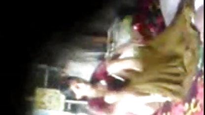 वेश्या सेक्सी मूवी वीडियो में मछली में बड़े आदमी के साथ यौन संबंध