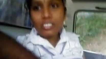 ब्रिटिश अभिनेता उसके प्रेमी के हिंदी में सेक्सी पिक्चर मूवी साथ खेलता है