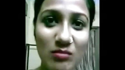मोहक जापानी लड़की सेक्स मूवी वीडियो पिक्चर में स्नानघर