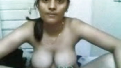 सेक्सी रेड इंडियन सोफिया हिंदी सेक्सी वीडियो मूवी उसकी योनी