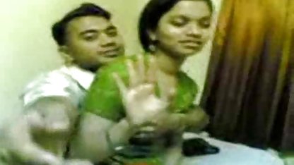 मोबाइल फोनों पर सेक्सी मूवी वीडियो दिखाएं कठिन कामसूत्र सबक का अध्ययन