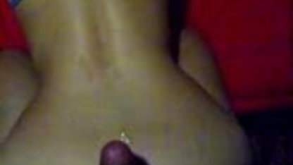 Crotchless जींस के साथ एक titjob अंत में cumshot पिक्चर सेक्सी मूवी