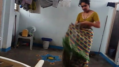 संचिका पूल द्वारा सेक्सी मूवी हिंदी फिल्म एक लोड निगल!