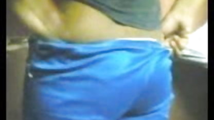 सेक्सी वह पुरुष स्ट्रिप्स और masturbates सेक्सी हिंदी वीडियो मूवी