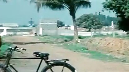 बालों वाली माँ से पता सेक्सी मूवी हिंदी में फिल्म चलता है बंद उसके बड़े शरीर में मंच के पीछे
